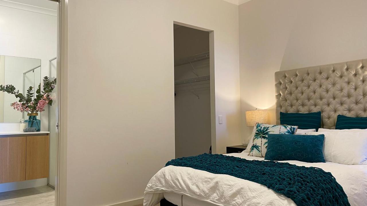 Mariner'S Cove ~ Luxe Waterfront Apartment Mindarie Exteriér fotografie