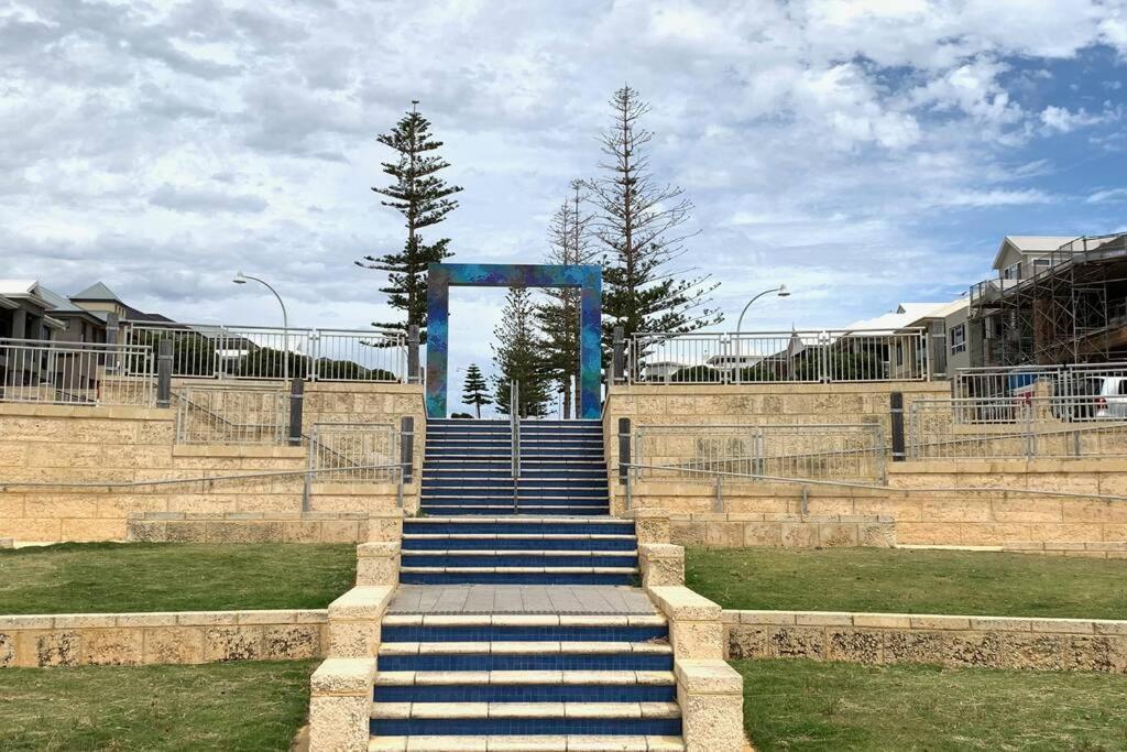 Mariner'S Cove ~ Luxe Waterfront Apartment Mindarie Exteriér fotografie